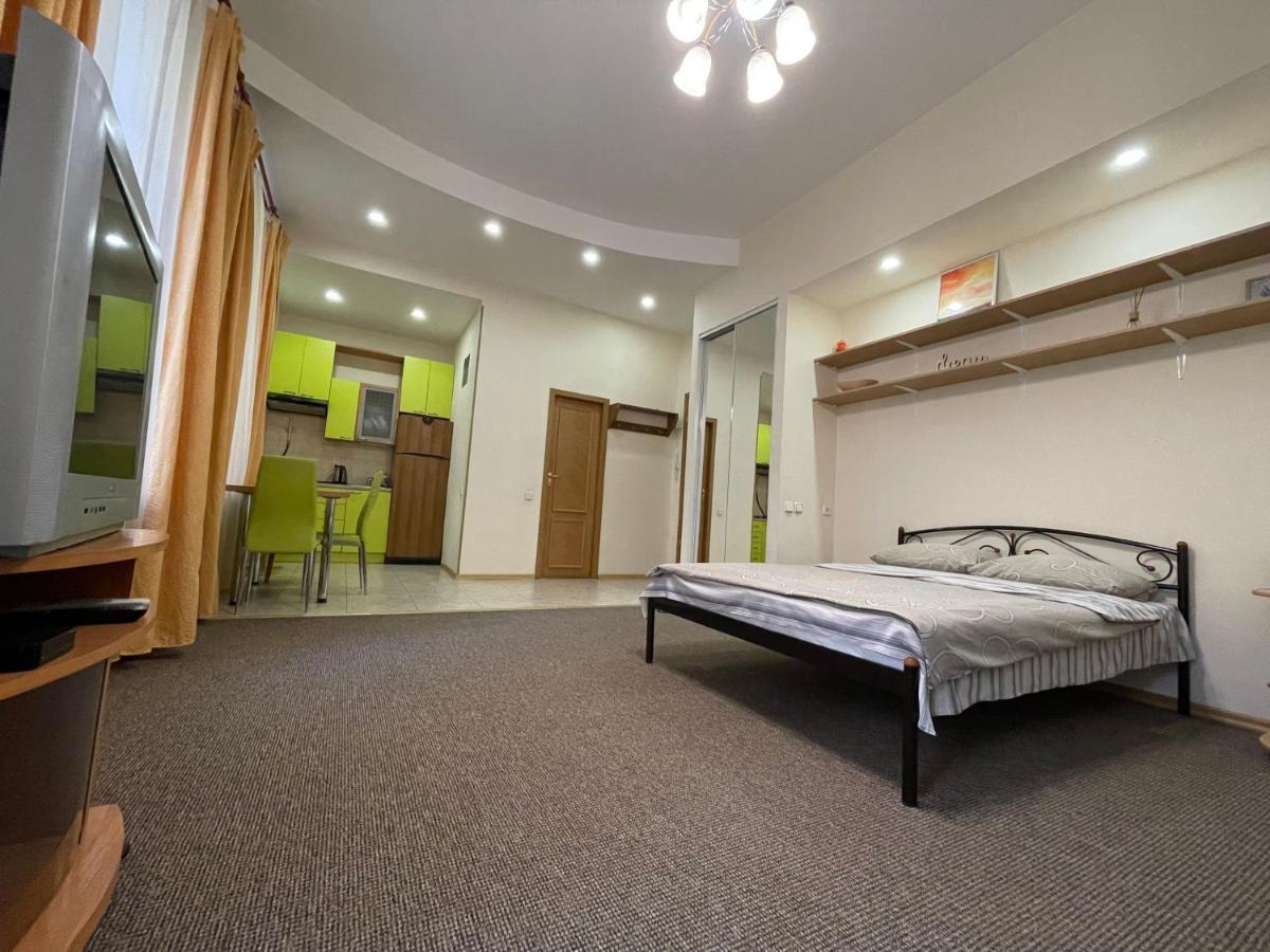 Odnokomnatnaya Studiya Kiew Exterior foto