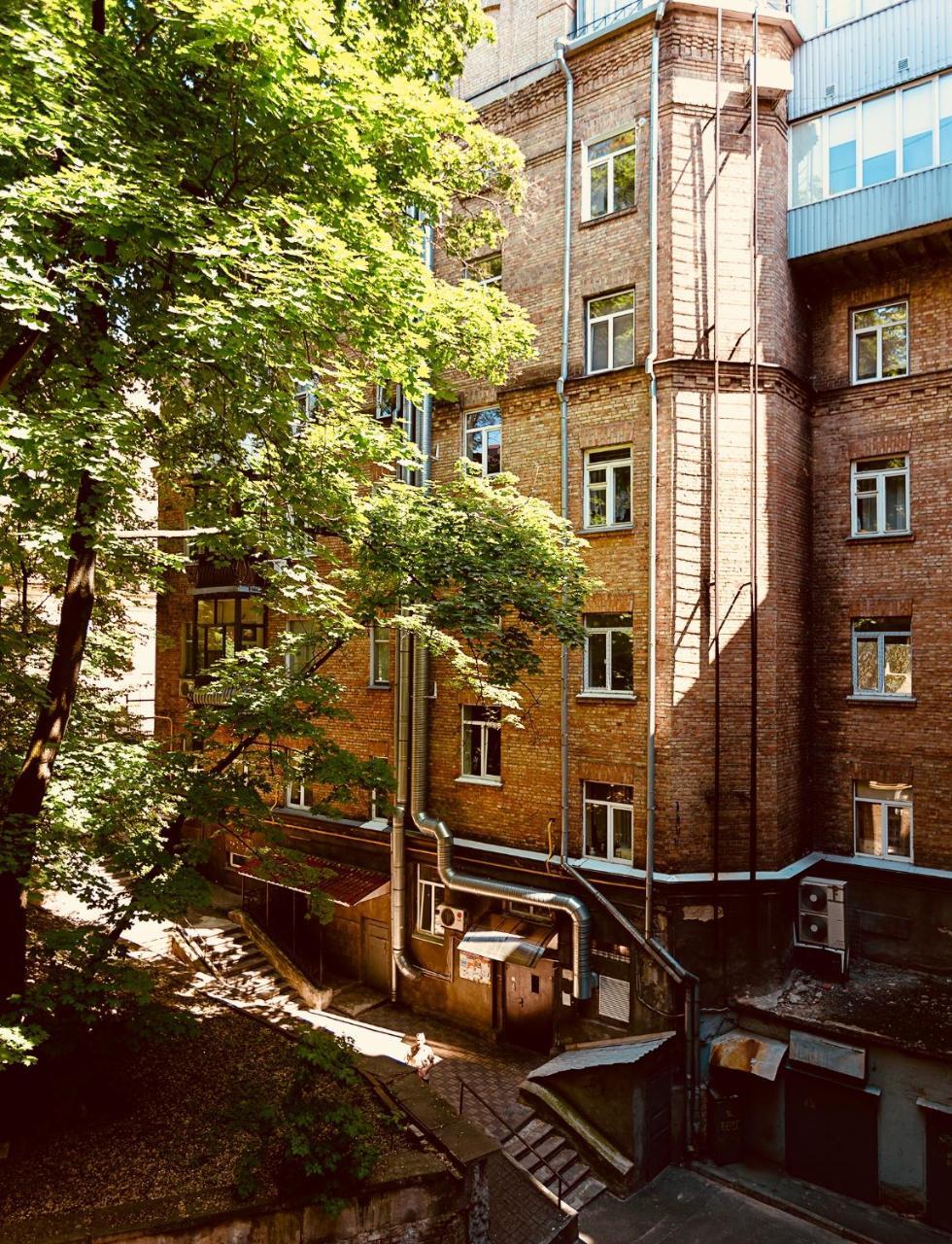 Odnokomnatnaya Studiya Kiew Exterior foto